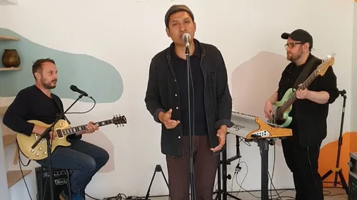 En vidéo : rencontre avec le slameur et chanteur San-Seyha